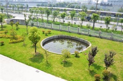 廠房?jī)?nèi)景